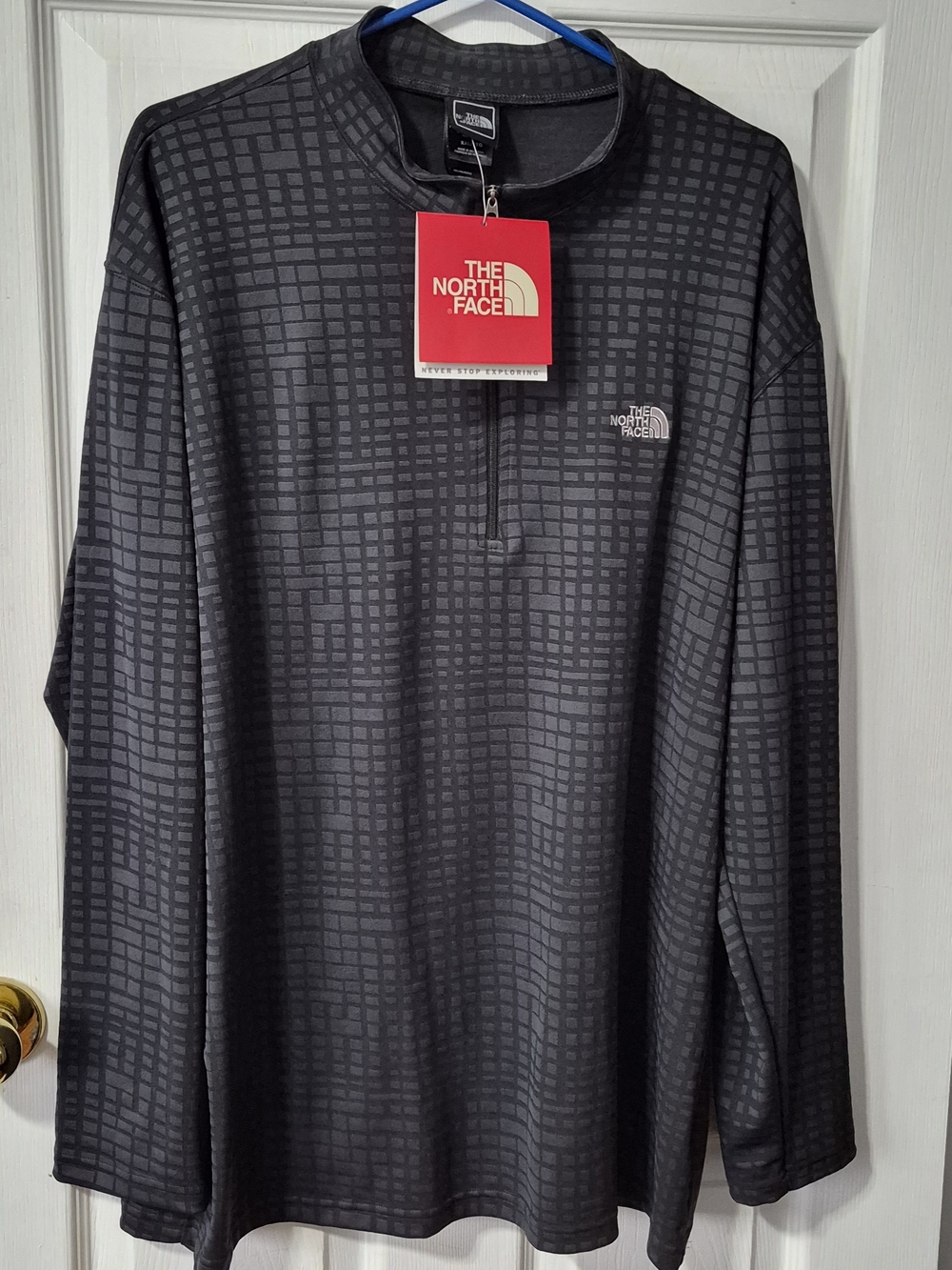 The North Face Men’s Dark Charcoal Grid Half-Zip Pullover